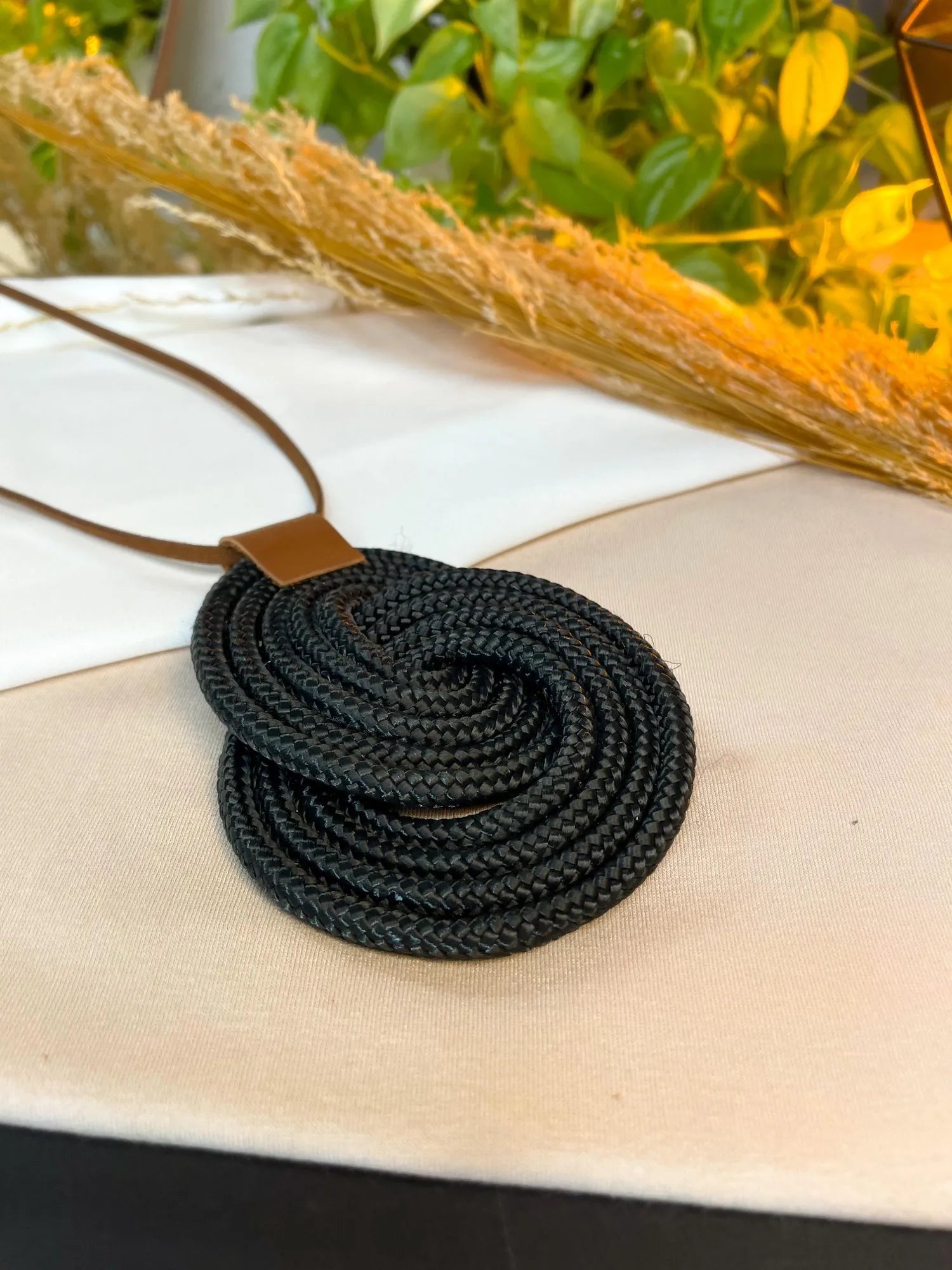 Colar Eclipse - Preto