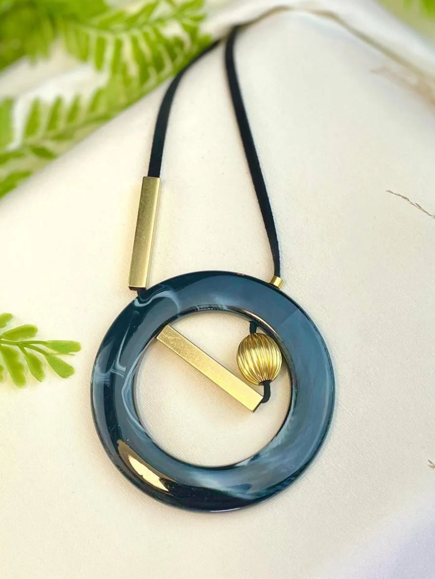 Colar Medal - Preto