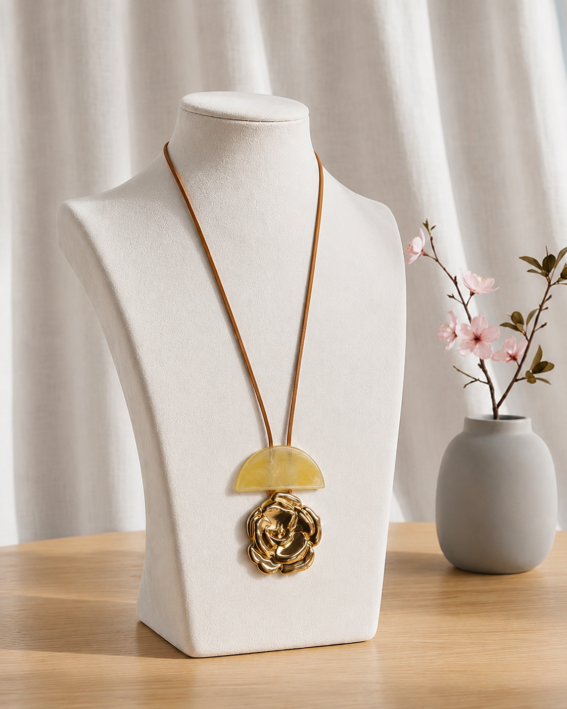 Colar Petal - Bege