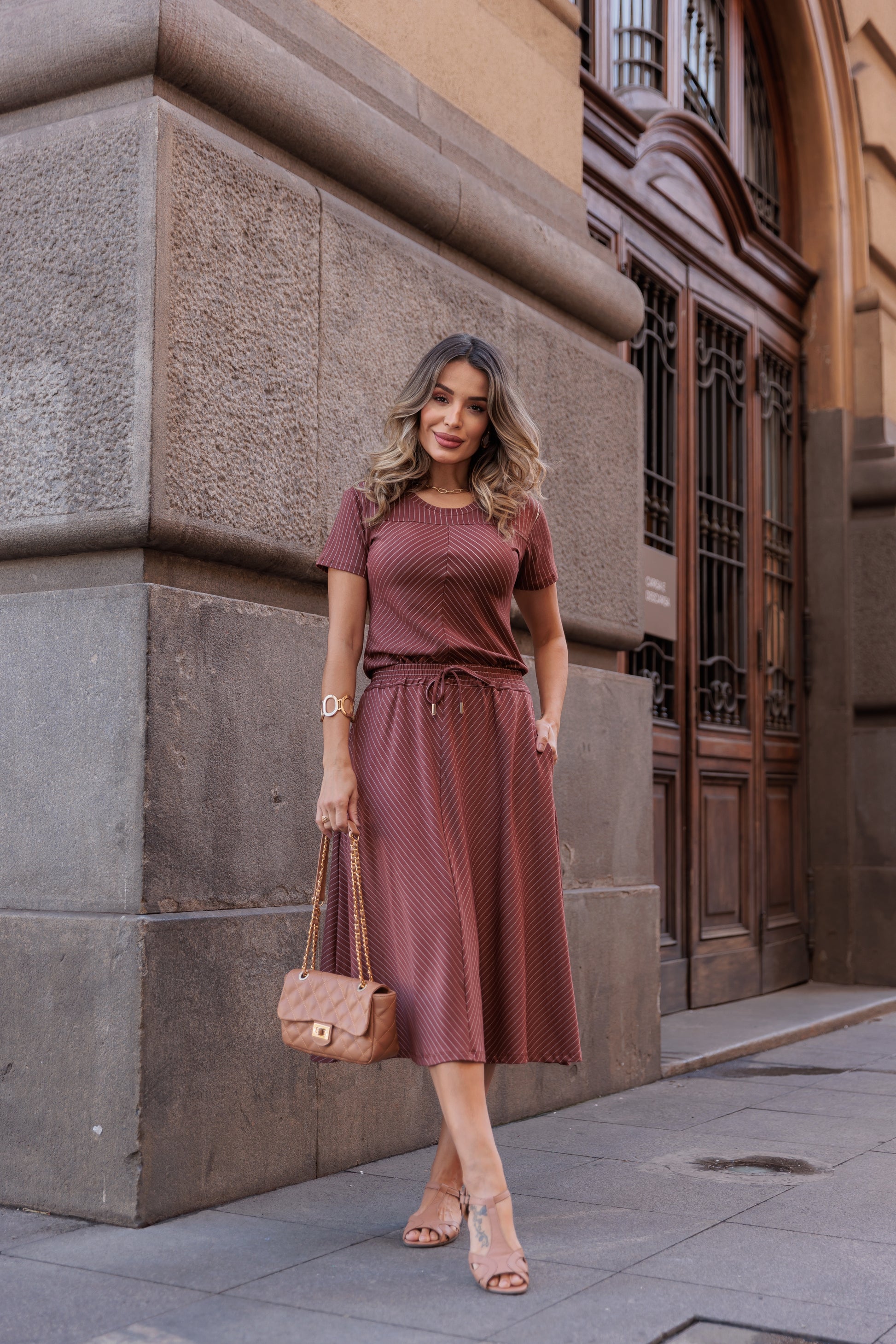 Conjunto Colorado - Listrado Marrom