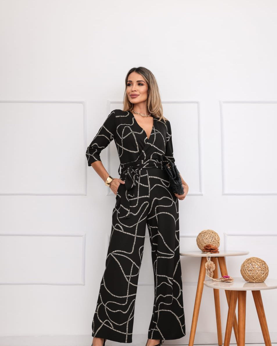 Macacão Argo - Estampado Linear Preto