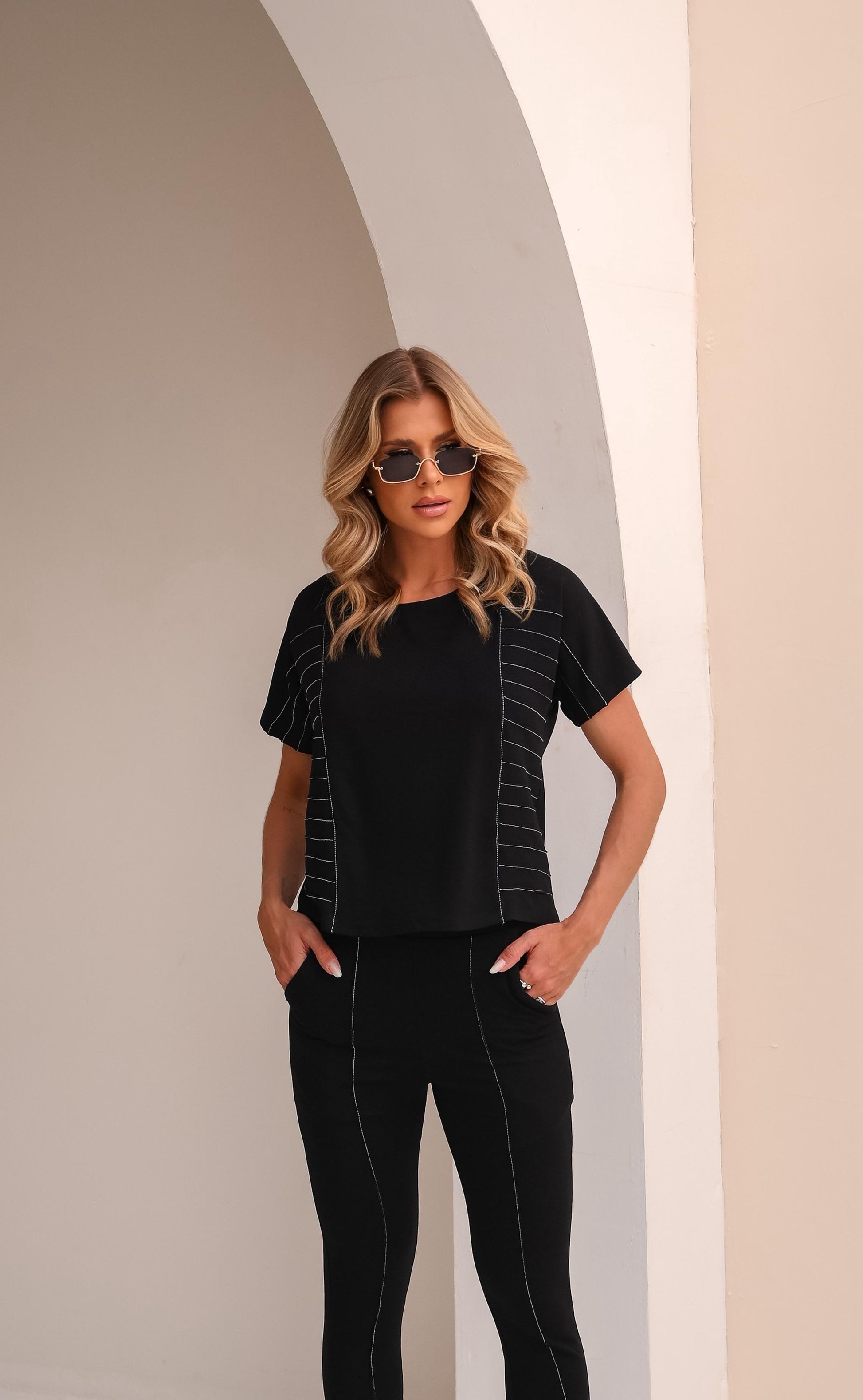 Conjunto Quartzo - Preto