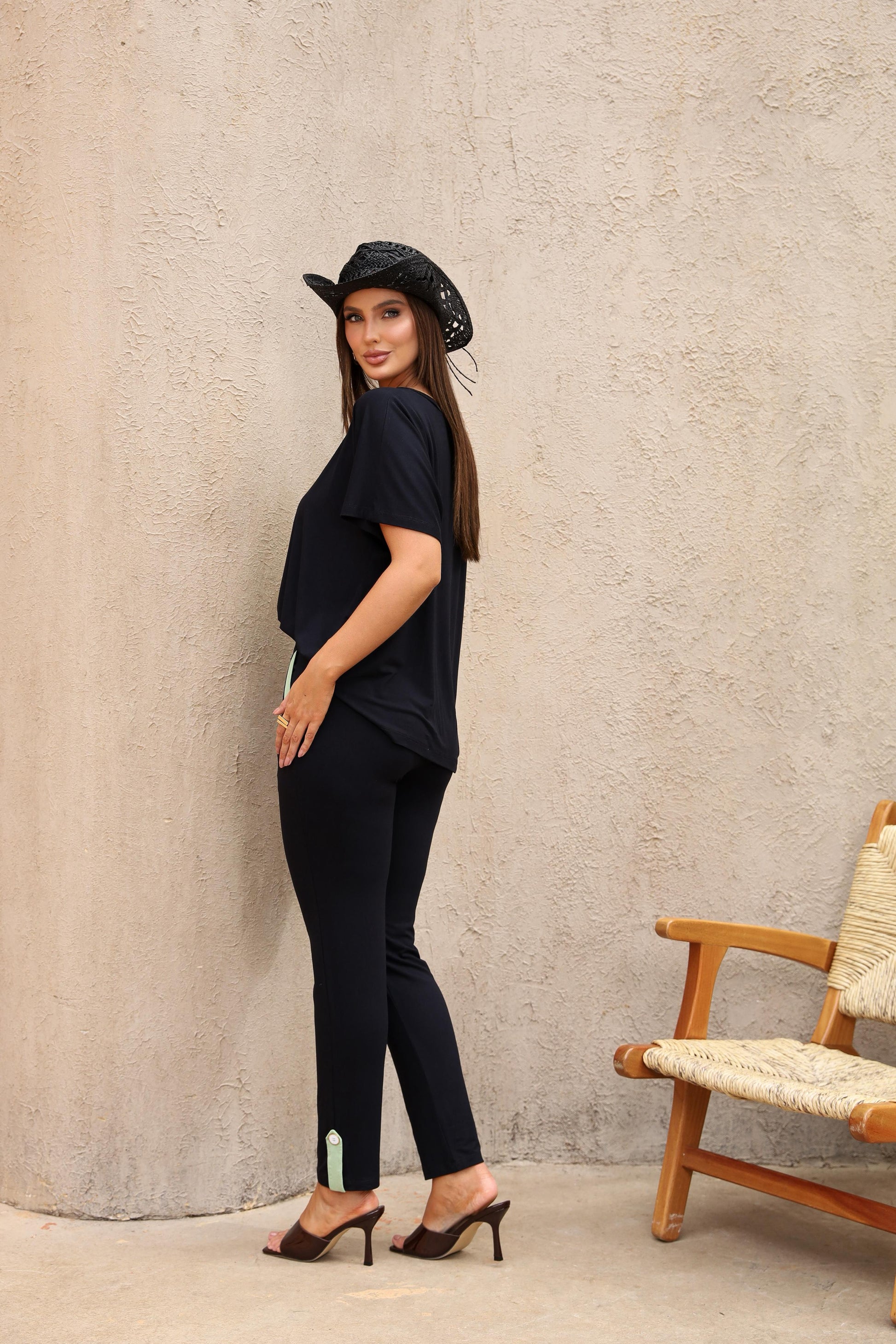 Conjunto Raiz - Preto