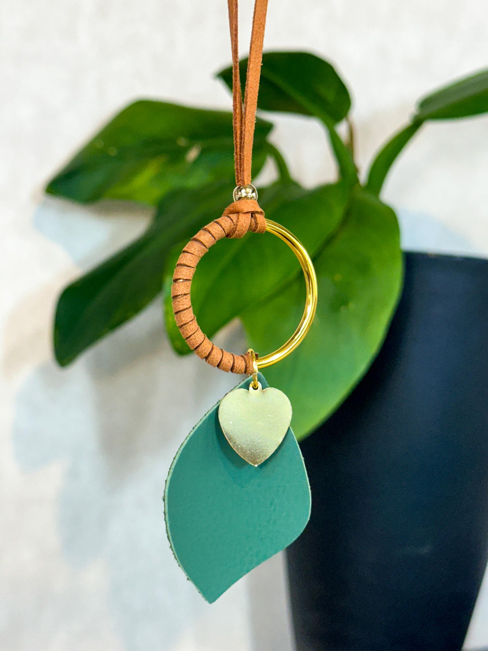 Colar Folha - Verde Oliva