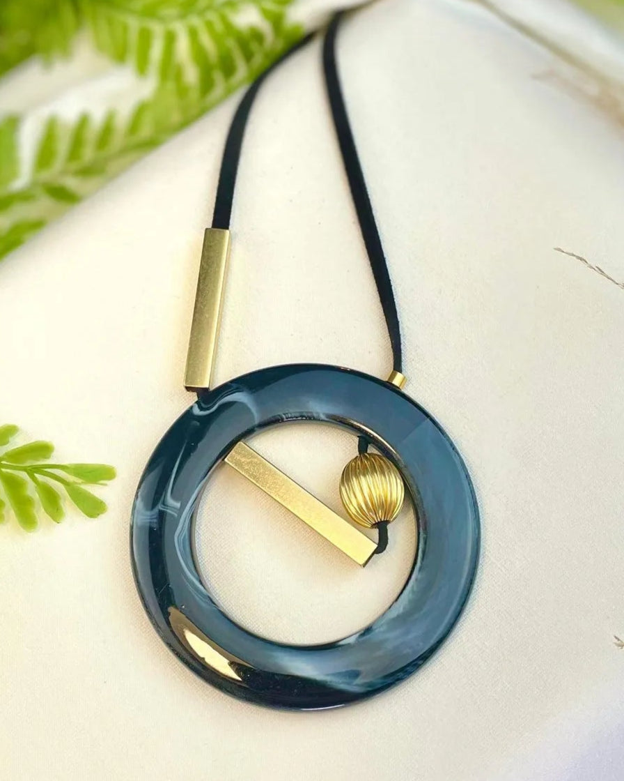 Colar Medal - Preto