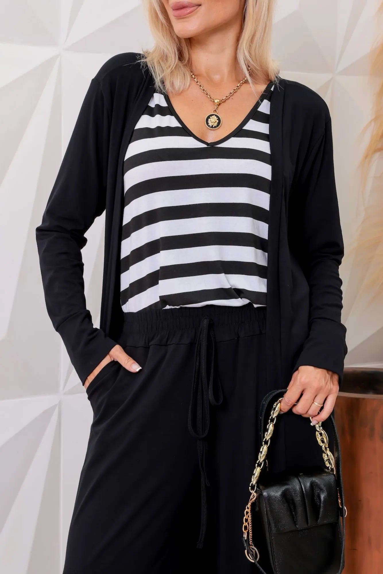 Conjunto Amalfi - Preto Listrado