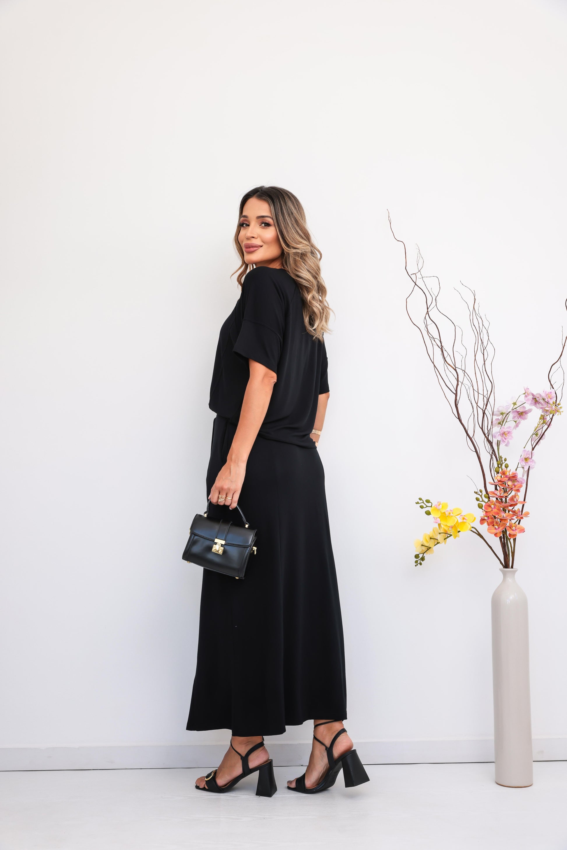 Conjunto Saia Astúrias - Preto