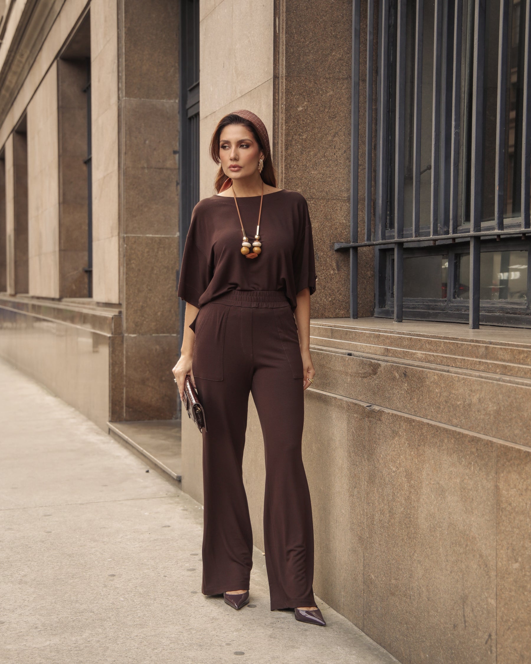Conjunto Linear - Marrom
