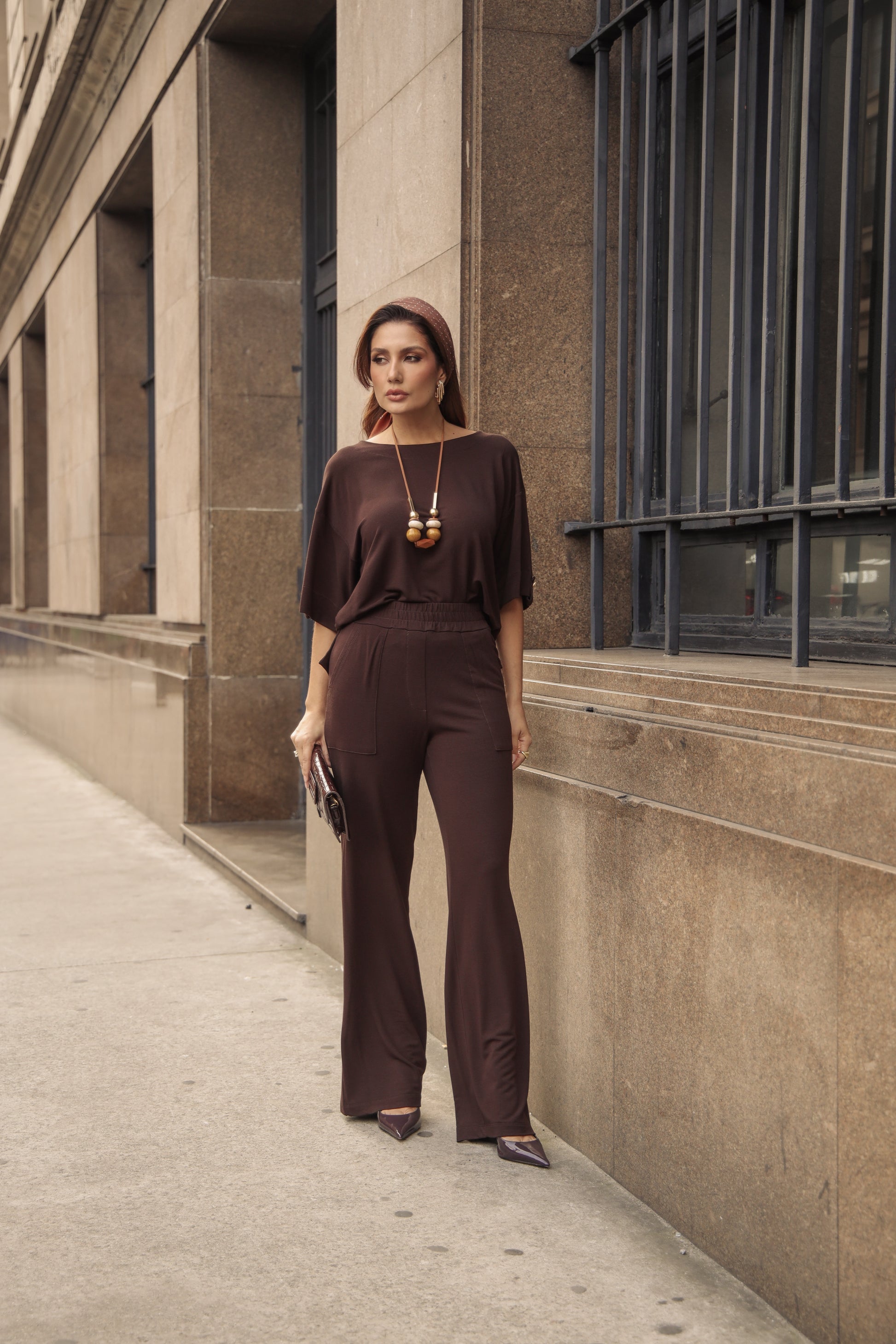 Conjunto Linear - Marrom
