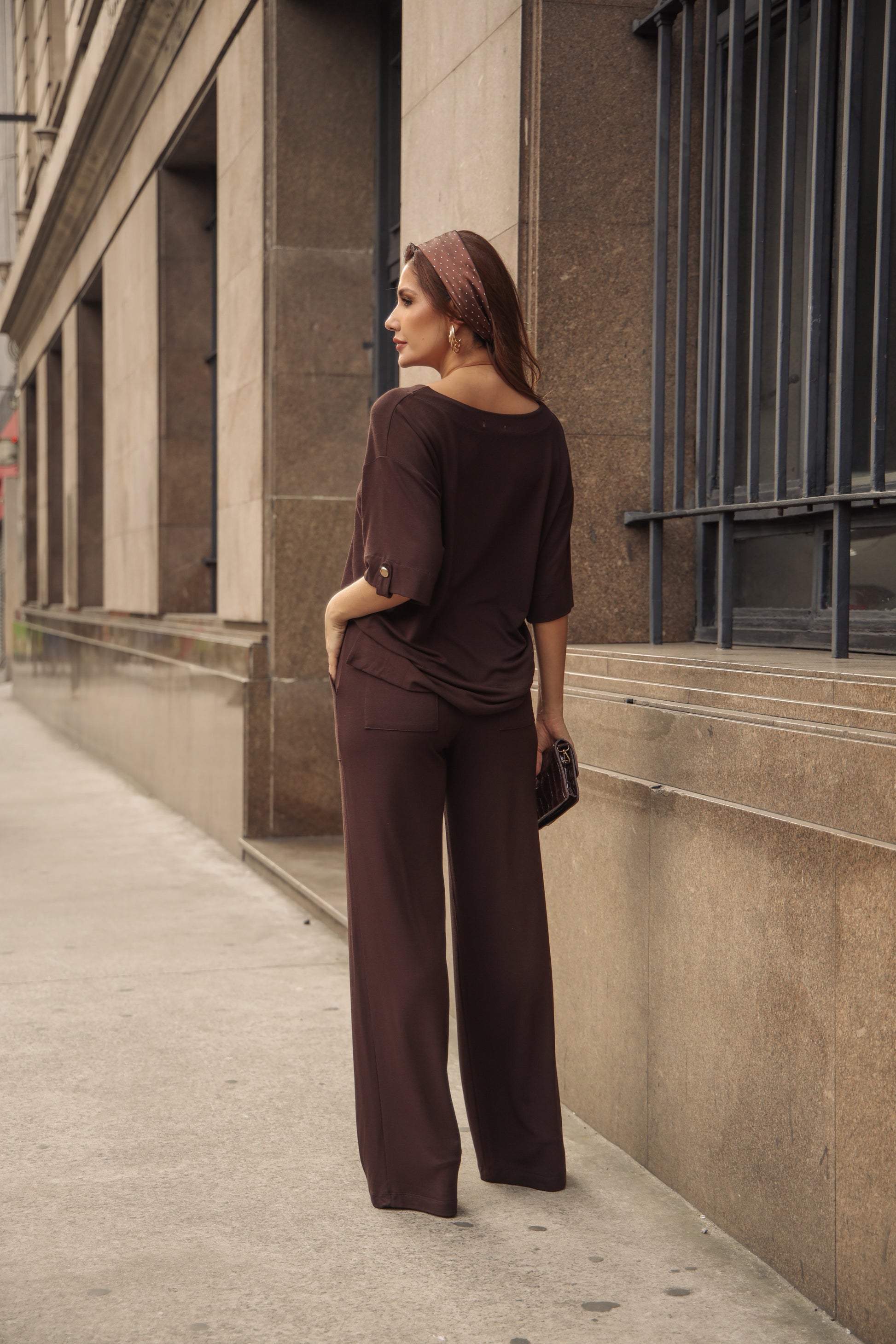 Conjunto Linear - Marrom