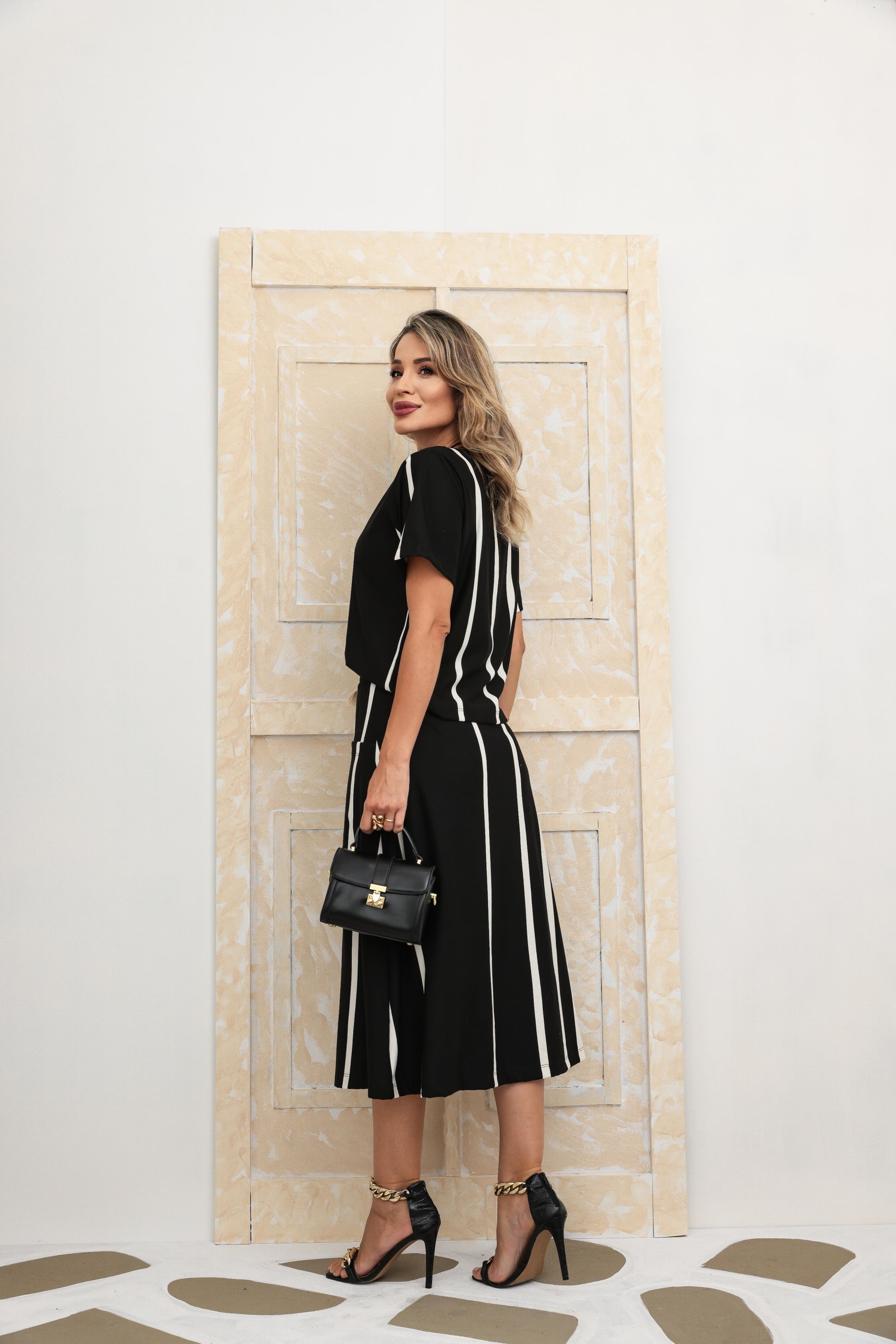 Conjunto Saia Astúrias - Preto