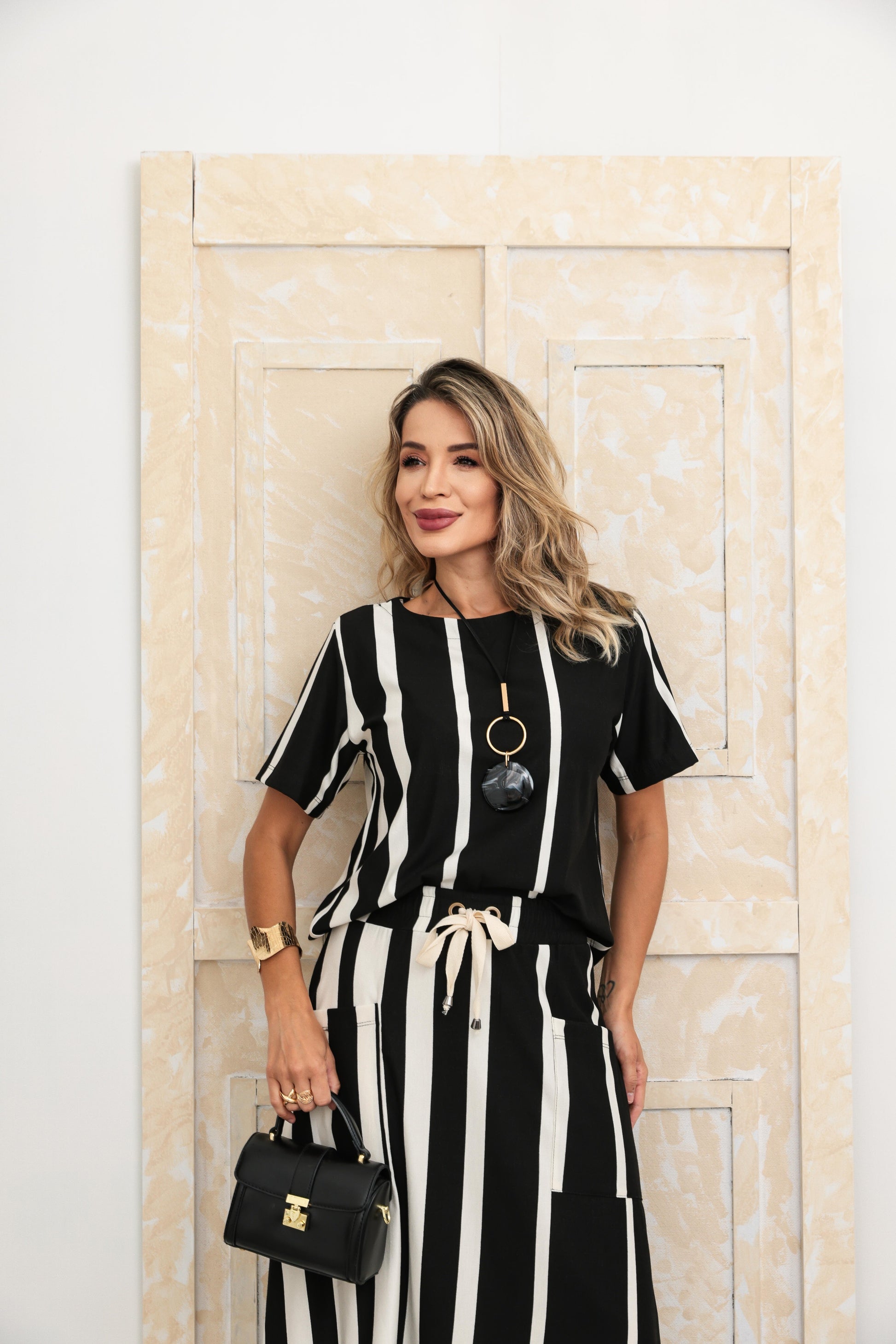 Conjunto Saia Astúrias - Preto