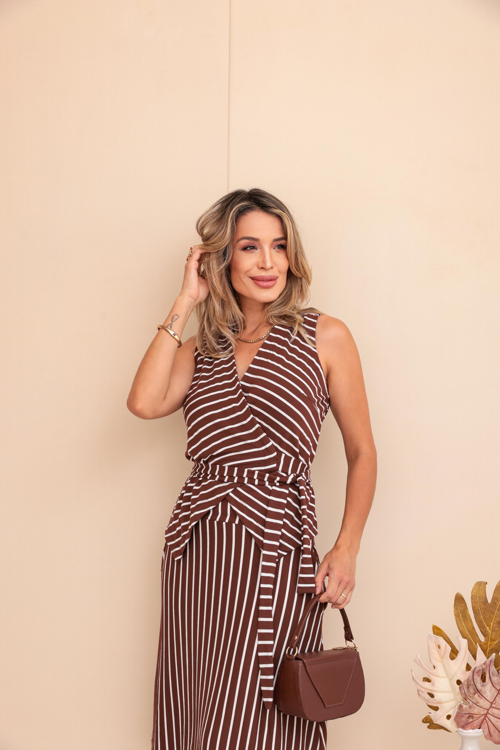 Conjunto Saia Vesti - Marrom com Off