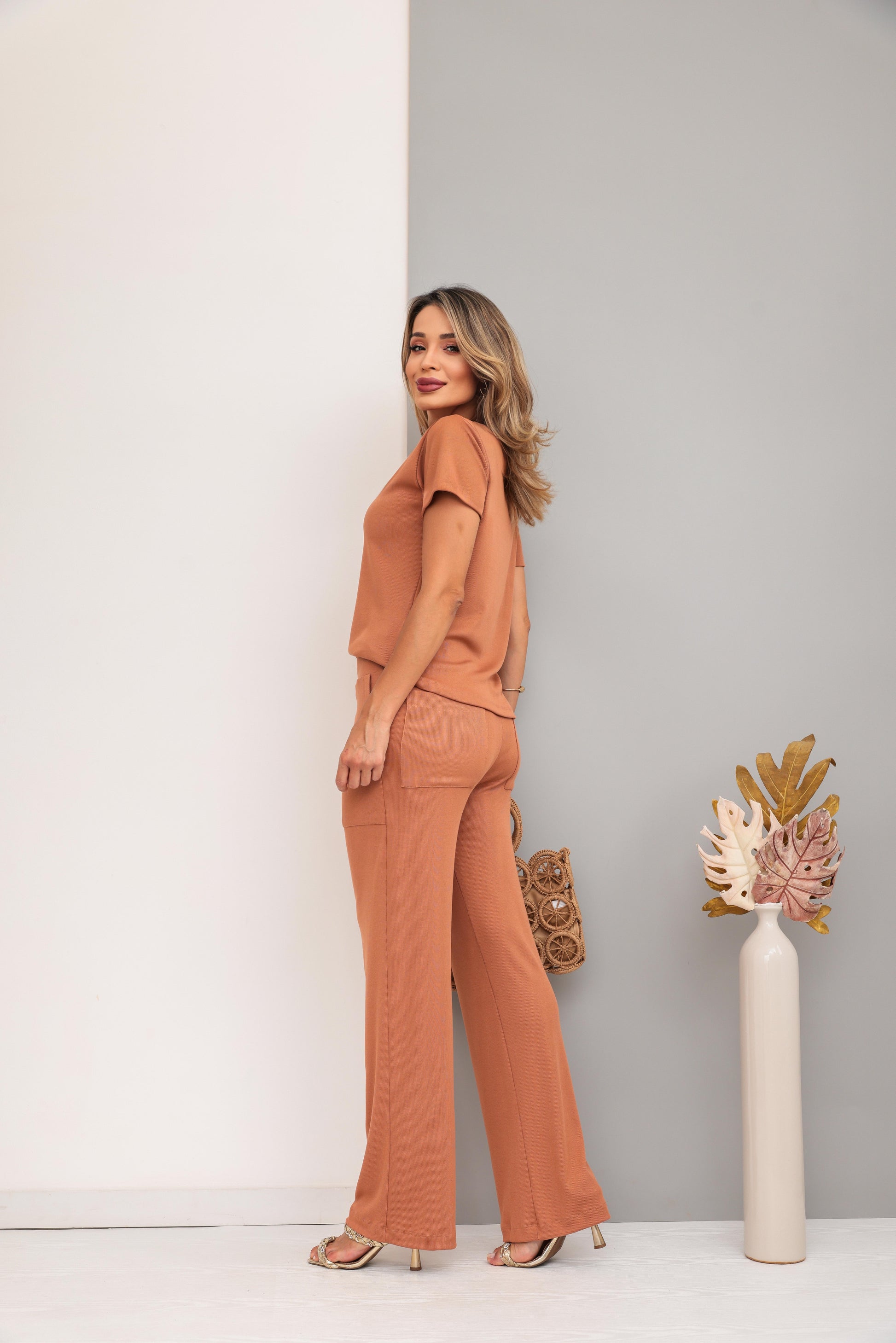 Conjunto Essence - Caramelo