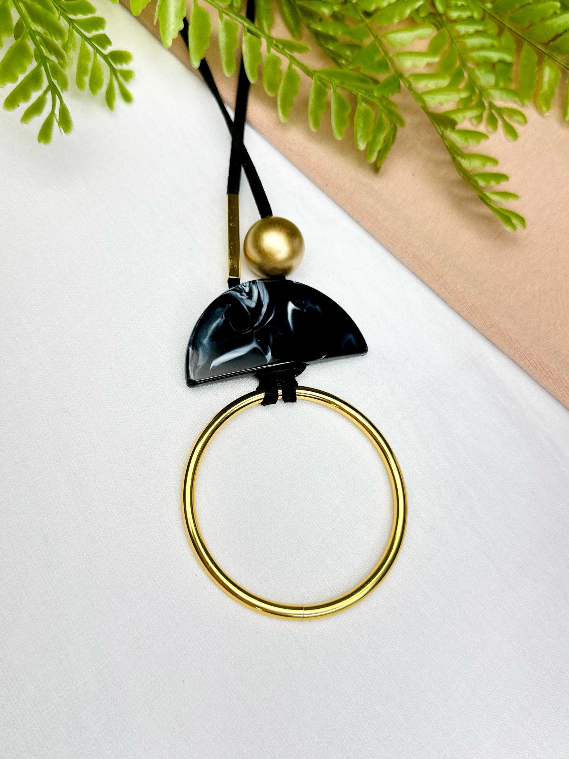 Colar Meca - Preto