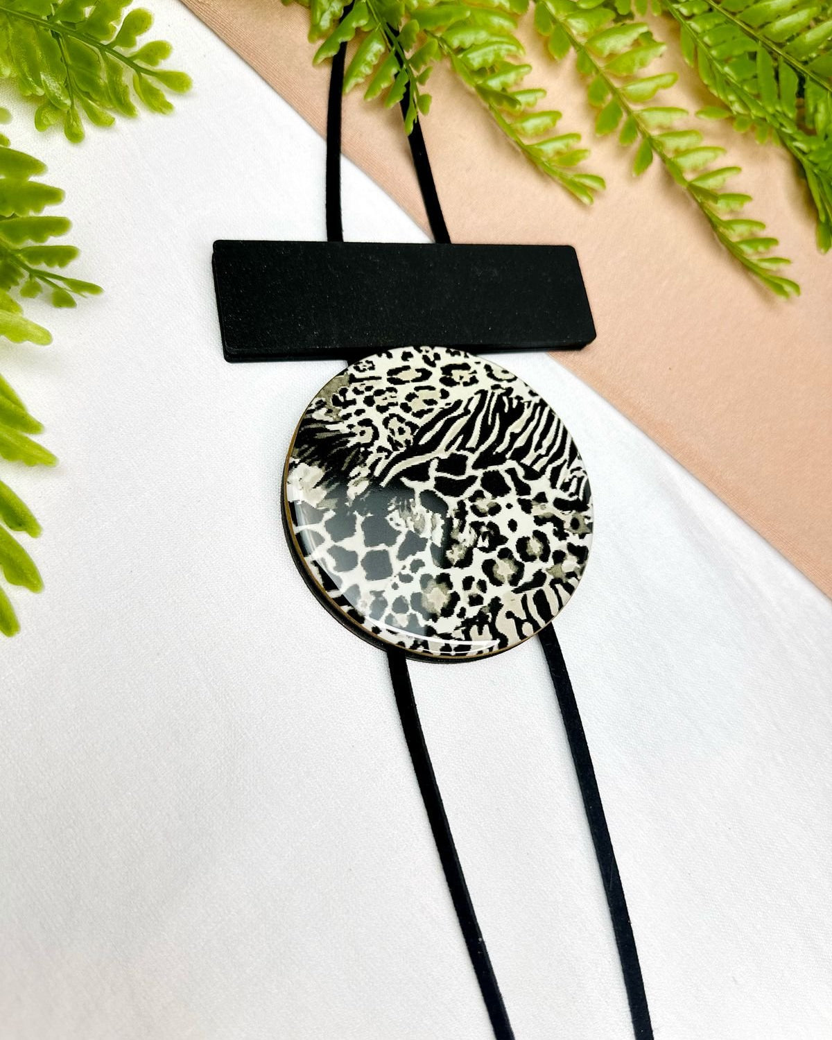 Colar Selva - Preto
